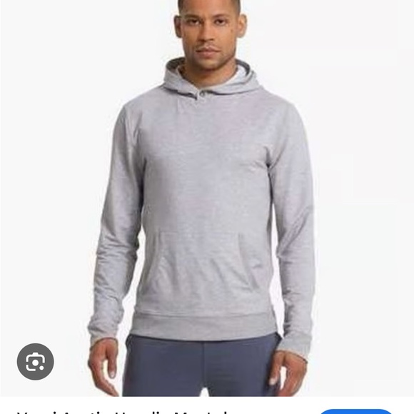 Vuori Men’s Hoodie - Picture 7 of 7